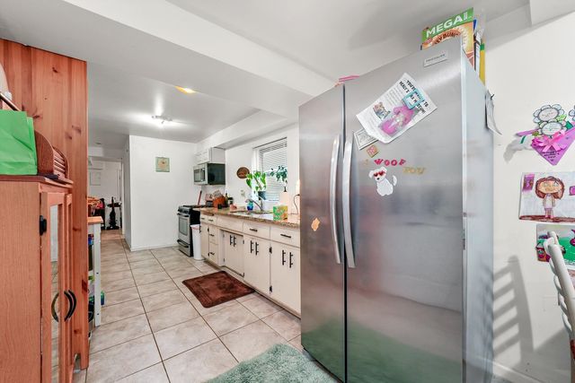 142 W Swann Street, Chicago, IL 60609