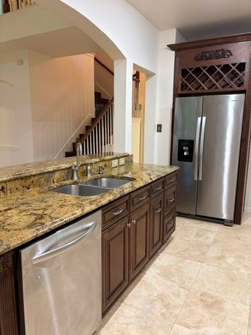 508 BRIAROAKS Drive, Lake Dallas, TX 75065