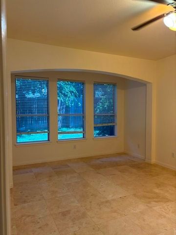 508 BRIAROAKS Drive, Lake Dallas, TX 75065