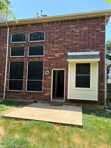 508 BRIAROAKS Drive, Lake Dallas, TX 75065