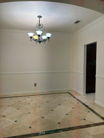 508 BRIAROAKS Drive, Lake Dallas, TX 75065