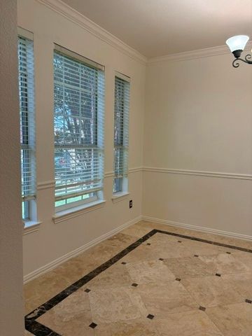 508 BRIAROAKS Drive, Lake Dallas, TX 75065