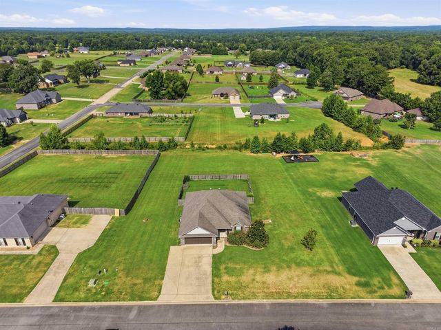 3 Corbin Cove, Greenbrier, AR 72058