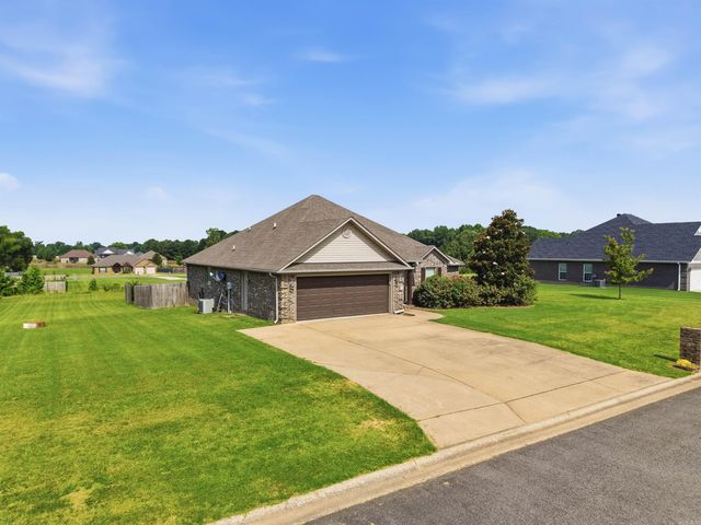 3 Corbin Cove, Greenbrier, AR 72058