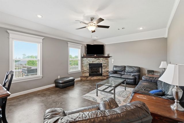 3 Corbin Cove, Greenbrier, AR 72058