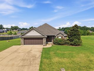 3 Corbin Cove, Greenbrier, AR 72058