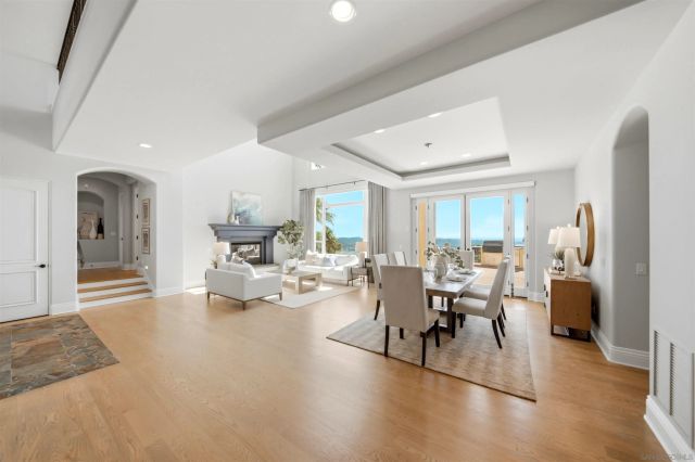 7149 Obelisco Cir, Carlsbad, CA 92009