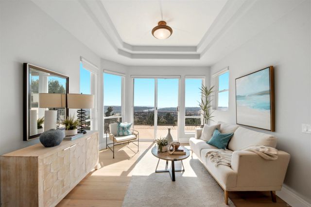 7149 Obelisco Cir, Carlsbad, CA 92009