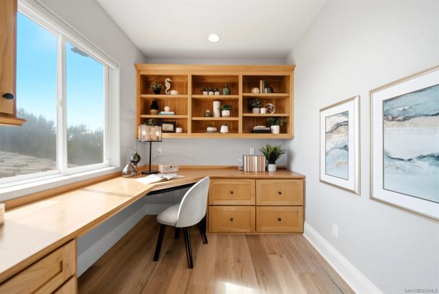 7149 Obelisco Cir, Carlsbad, CA 92009