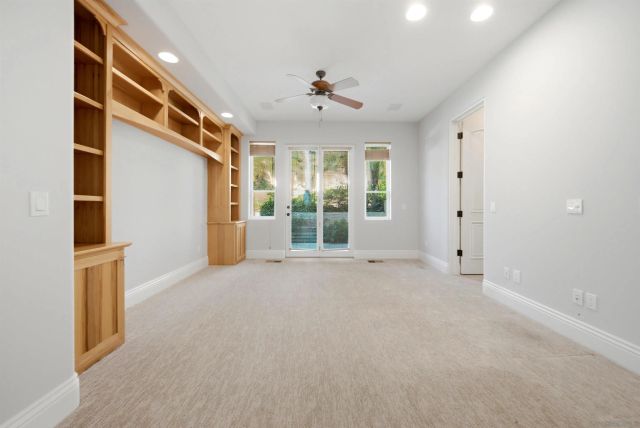 7149 Obelisco Cir, Carlsbad, CA 92009