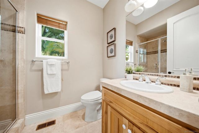 7149 Obelisco Cir, Carlsbad, CA 92009