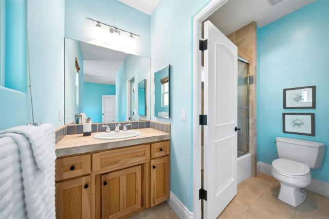 7149 Obelisco Cir, Carlsbad, CA 92009