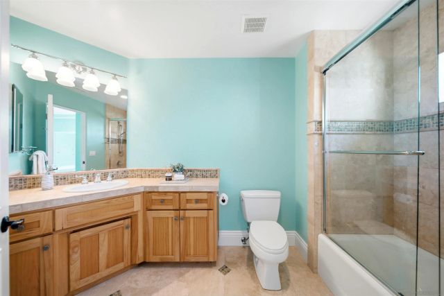 7149 Obelisco Cir, Carlsbad, CA 92009