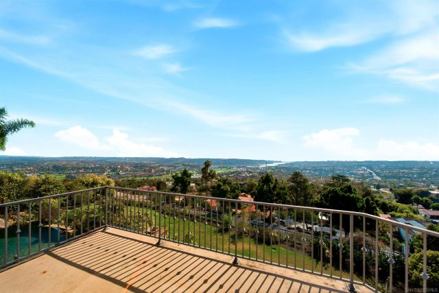 7149 Obelisco Cir, Carlsbad, CA 92009