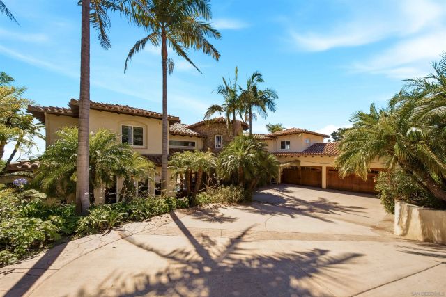 7149 Obelisco Cir, Carlsbad, CA 92009