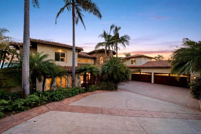 7149 Obelisco Cir, Carlsbad, CA 92009