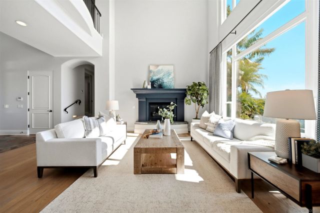7149 Obelisco Cir, Carlsbad, CA 92009