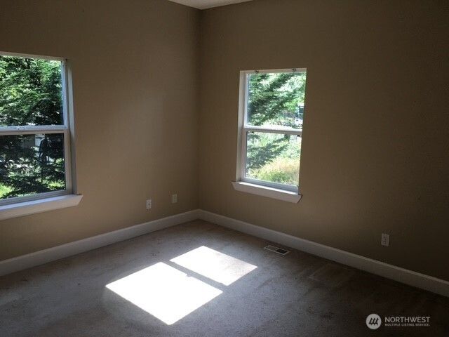 5744 Lagoon Lane NW, Gig Harbor, WA 98335