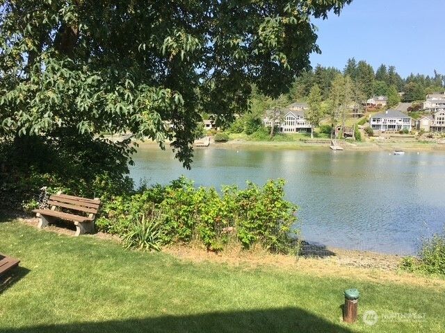5744 Lagoon Lane NW, Gig Harbor, WA 98335