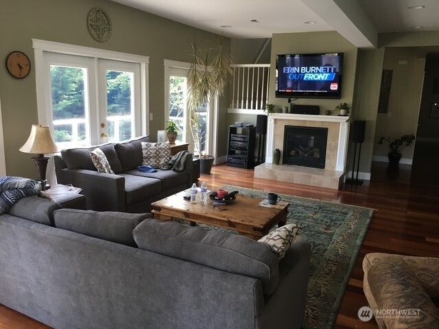 5744 Lagoon Lane NW, Gig Harbor, WA 98335