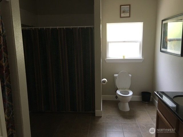 5744 Lagoon Lane NW, Gig Harbor, WA 98335
