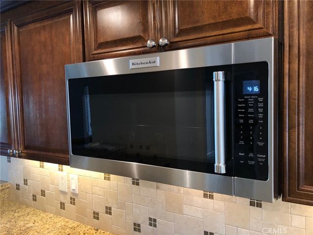 18 Starflower, Irvine, CA 92604