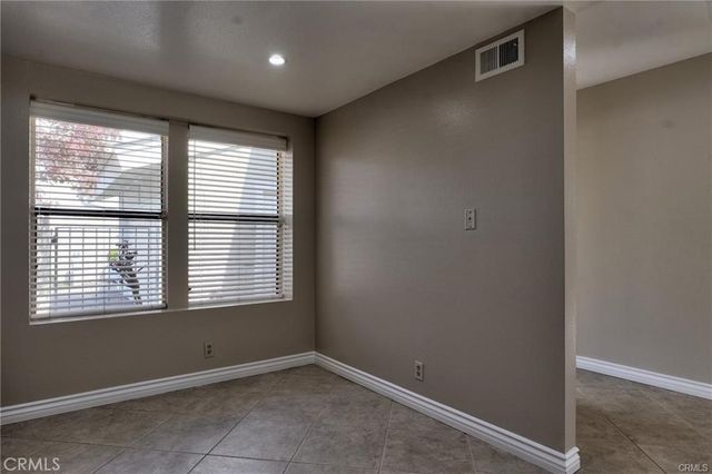 18 Starflower, Irvine, CA 92604