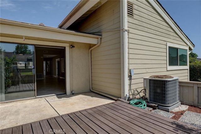 18 Starflower, Irvine, CA 92604