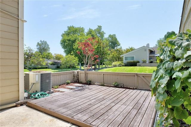 18 Starflower, Irvine, CA 92604