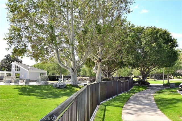 18 Starflower, Irvine, CA 92604