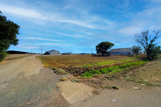 15942 N Jack Tone Rd, Lodi, CA 95240