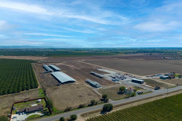 15942 N Jack Tone Rd, Lodi, CA 95240