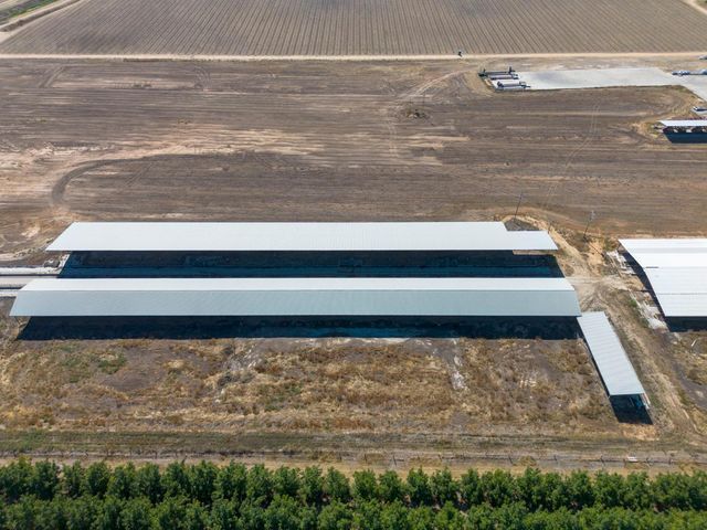 15942 N Jack Tone Rd, Lodi, CA 95240