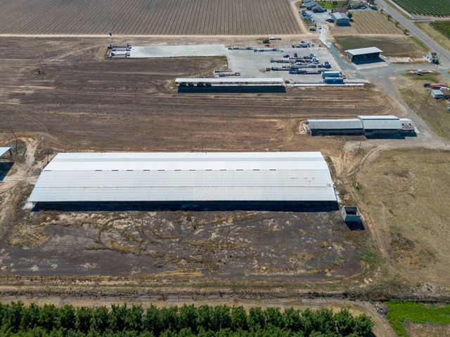 15942 N Jack Tone Rd, Lodi, CA 95240