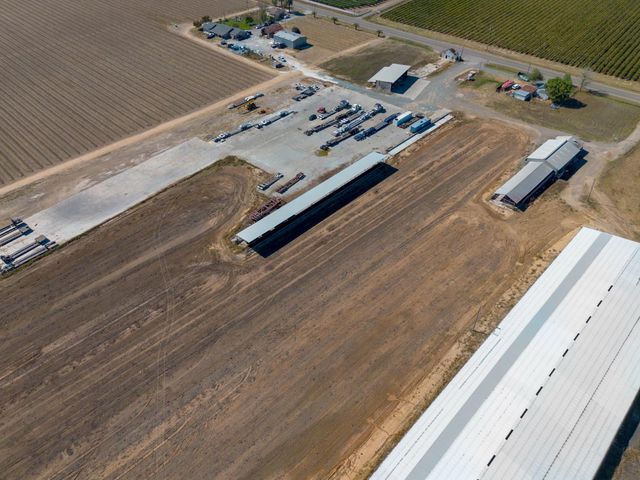 15942 N Jack Tone Rd, Lodi, CA 95240