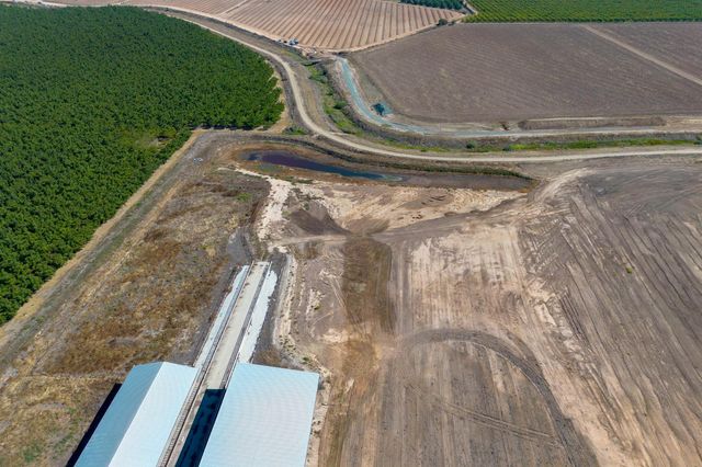 15942 N Jack Tone Rd, Lodi, CA 95240