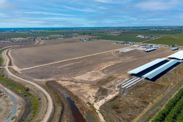 15942 N Jack Tone Rd, Lodi, CA 95240