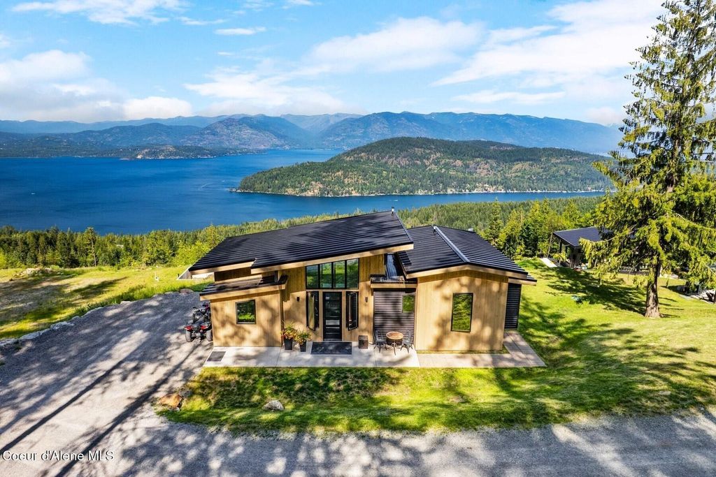 1376 Less Traveled (Parcel 1 & 2) Rd, Sagle, ID 83860