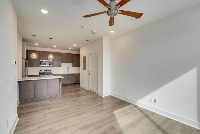 1613 Marshall Hollow Dr Apt 303, Nashville, TN 37203