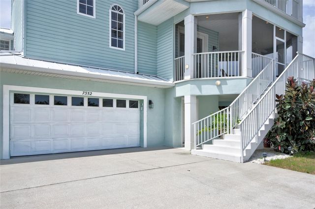 7352 GULF WAY, Hudson, FL 34667