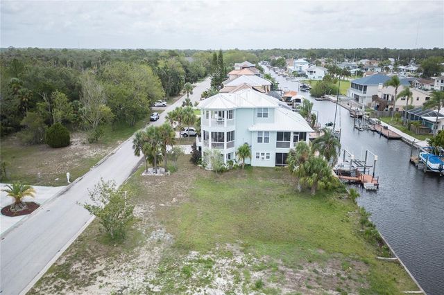 7352 GULF WAY, Hudson, FL 34667