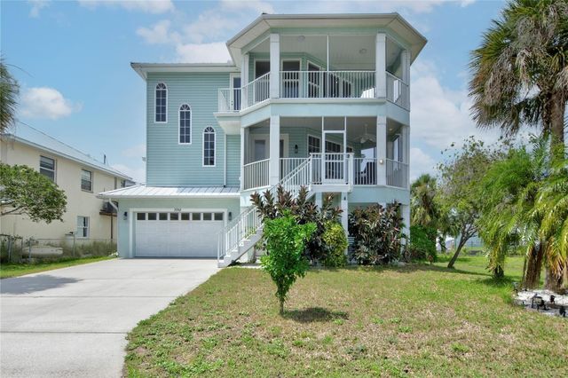7352 GULF WAY, Hudson, FL 34667