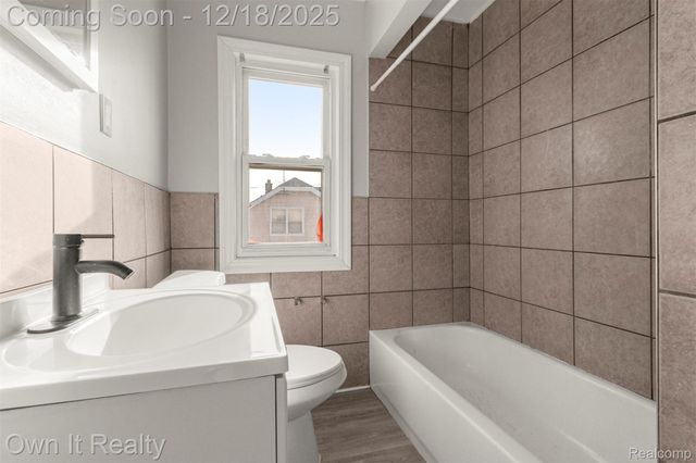 15766 Hartwell Street, Detroit, MI 48227