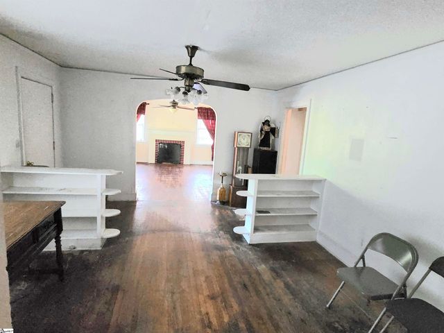 100 Frances Street, Easley, SC 29640