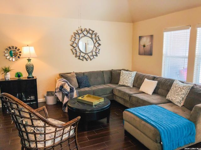 476 Indian Scout, Spring Branch, TX 78070