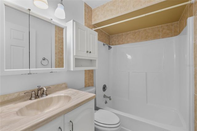 11 DESERT CANDLE CIRCLE, Lehigh Acres, FL 33936