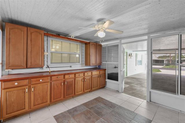 11 DESERT CANDLE CIRCLE, Lehigh Acres, FL 33936