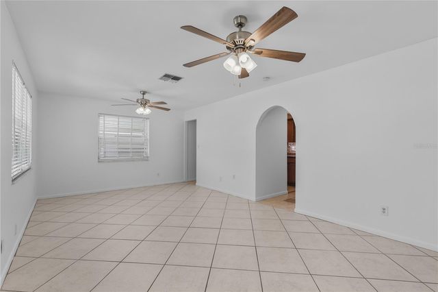 11 DESERT CANDLE CIRCLE, Lehigh Acres, FL 33936
