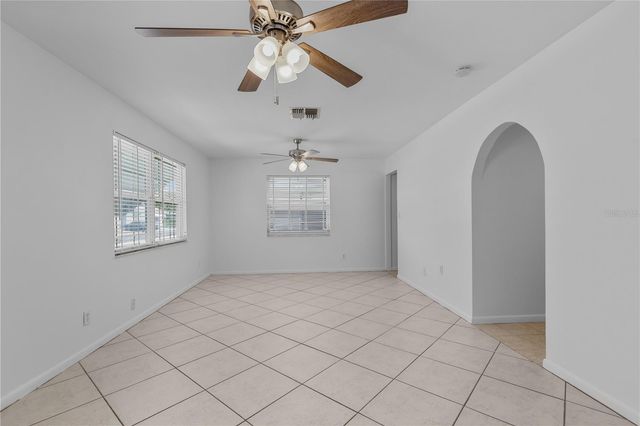 11 DESERT CANDLE CIRCLE, Lehigh Acres, FL 33936