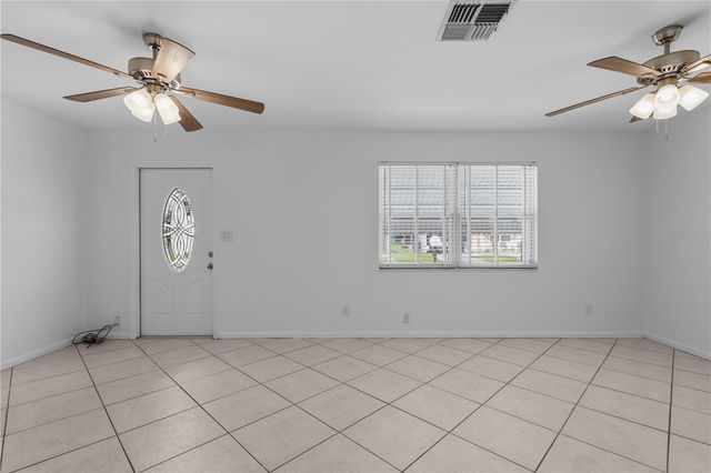 11 DESERT CANDLE CIRCLE, Lehigh Acres, FL 33936